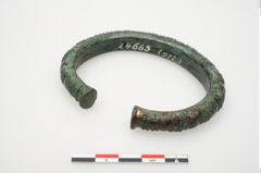 Foto von Bronzearmreif (NHMW-PRAE-024665)